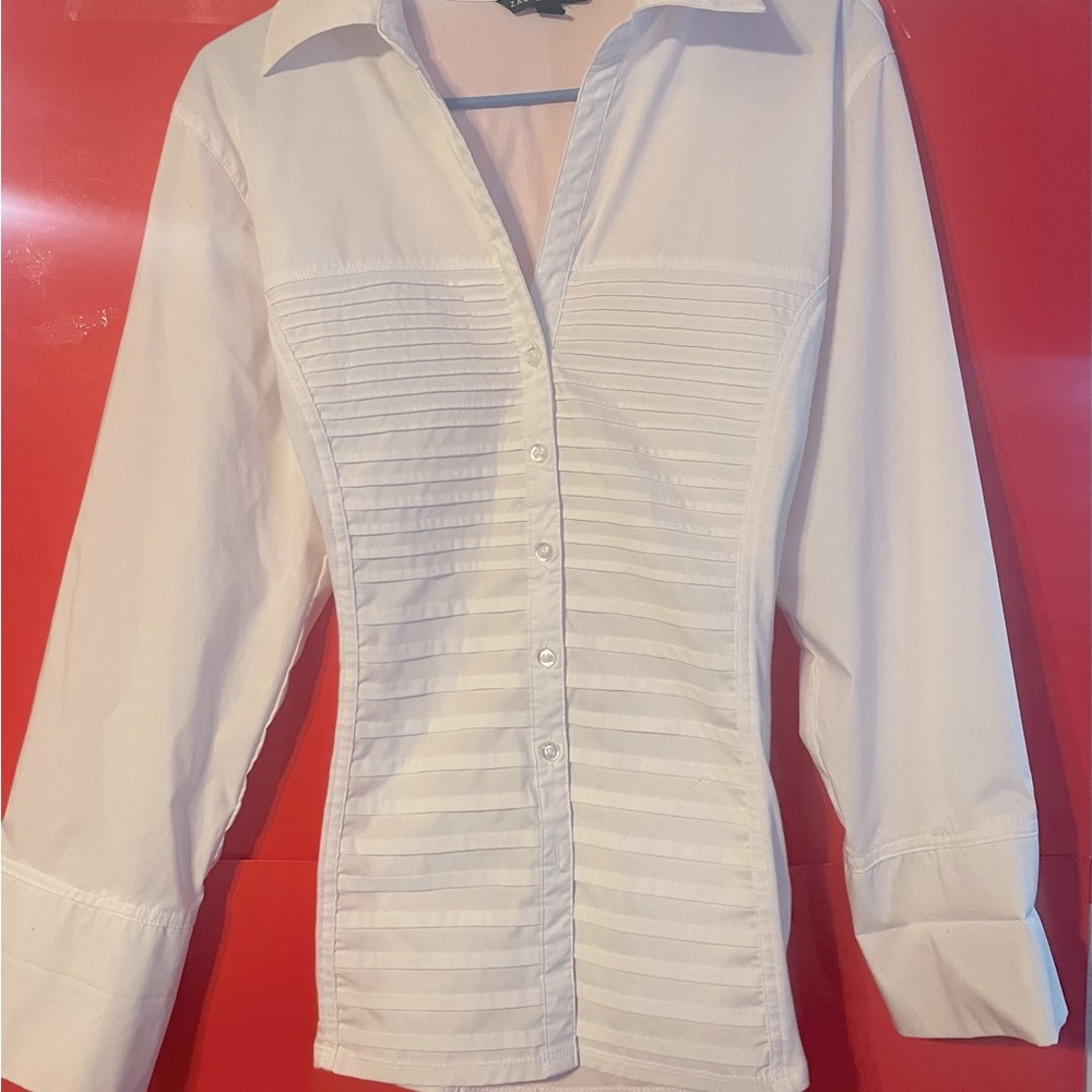 White button up dress shirt for women. size xl